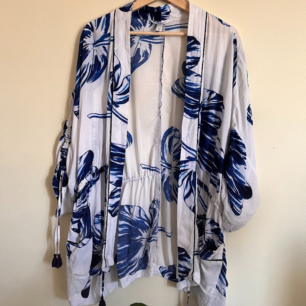 Gap Kimono cover-up - White blue floral pattern
